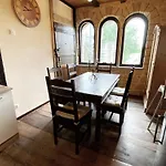 Апартаменты Interessante Wachstube Fuer 6 Pers Im Rittergut Bei Dresden Wachau