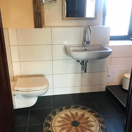 Wachstube Für 6 Pers Im Rittergut Bei Dresden Wachau